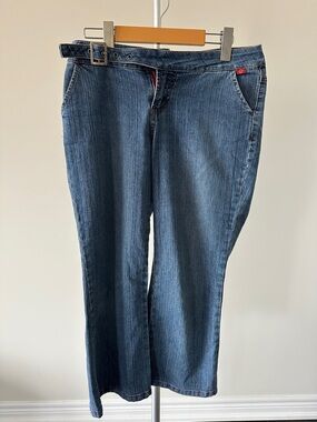 Vintage Low Rise Denim Capris